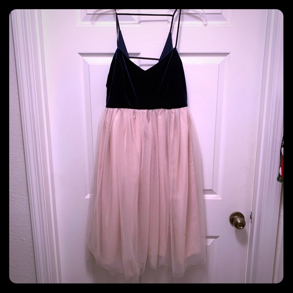 LC Lauren Conrad Dresses & Skirts - Dress